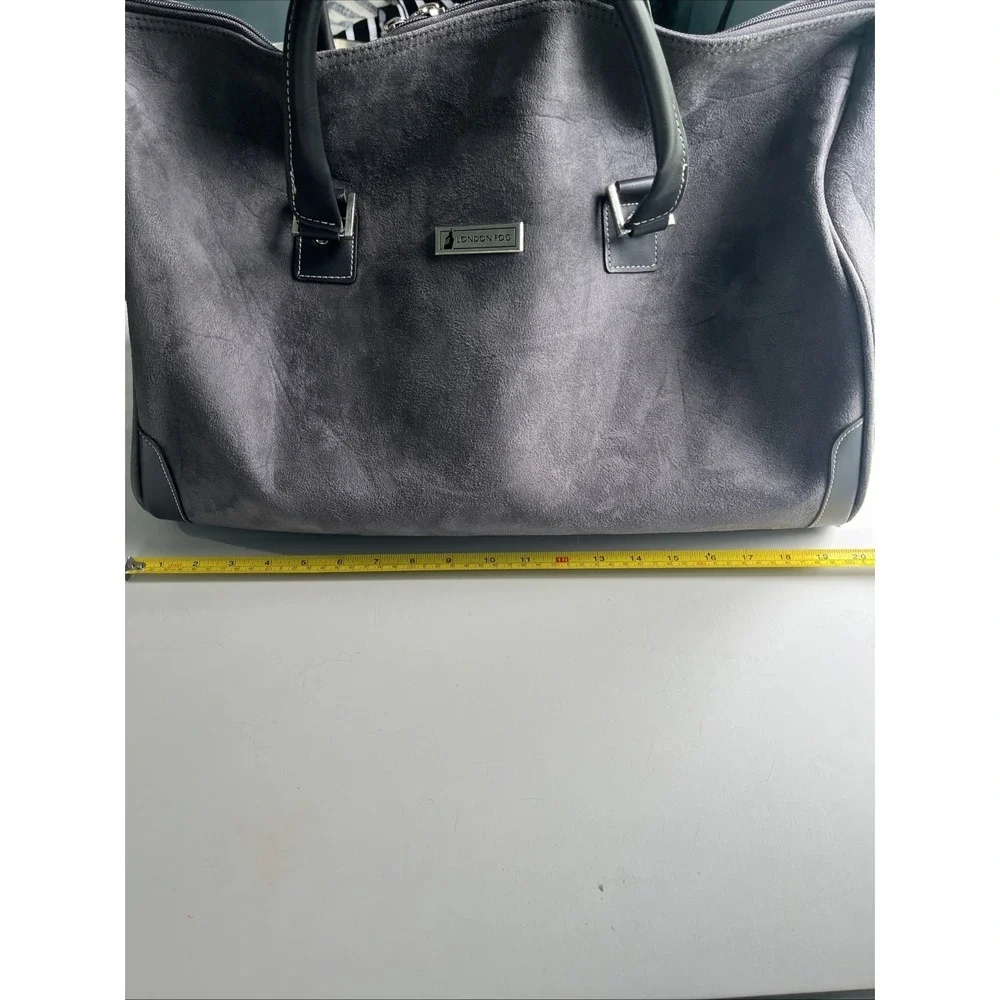 New London Fog Carry On 20